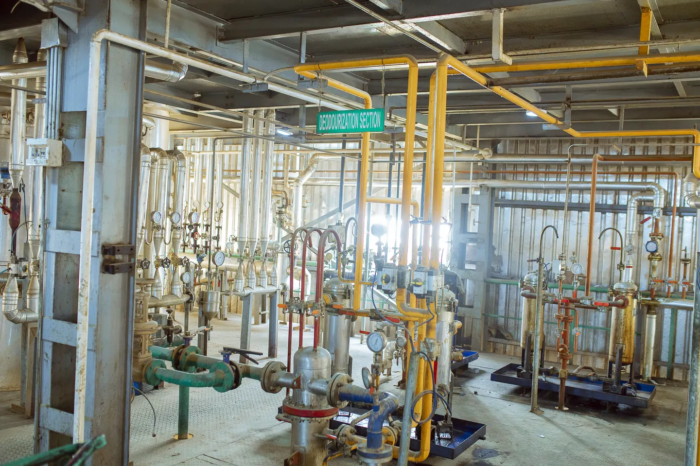 Refining section of the oil mill